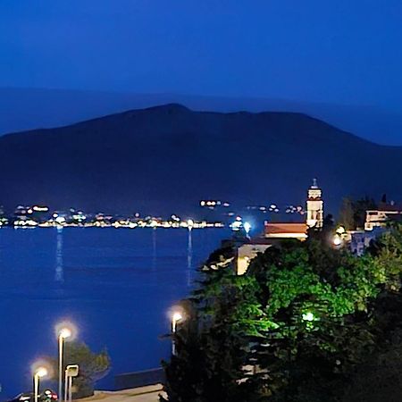 Villa Jade Apartments Front Row Sea View - Walk To Korcula Old Town Medvinjak Ngoại thất bức ảnh