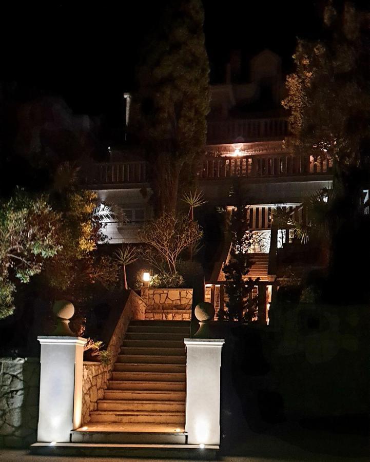 Villa Jade Apartments Front Row Sea View - Walk To Korcula Old Town Medvinjak Ngoại thất bức ảnh