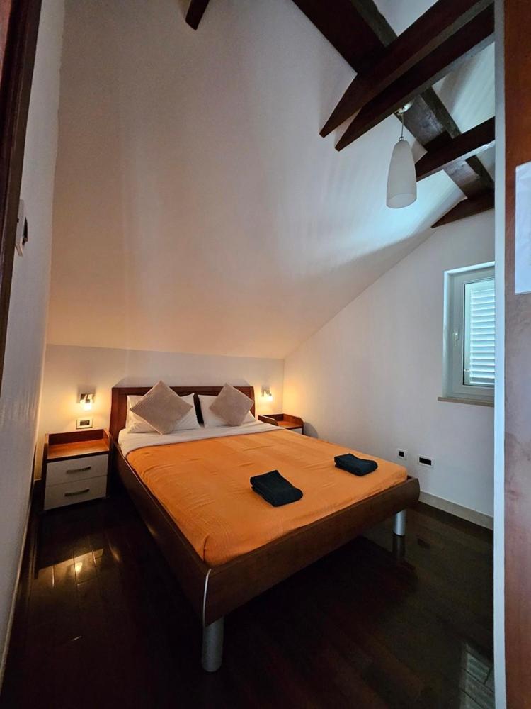 Villa Jade Apartments Front Row Sea View - Walk To Korcula Old Town Medvinjak Ngoại thất bức ảnh