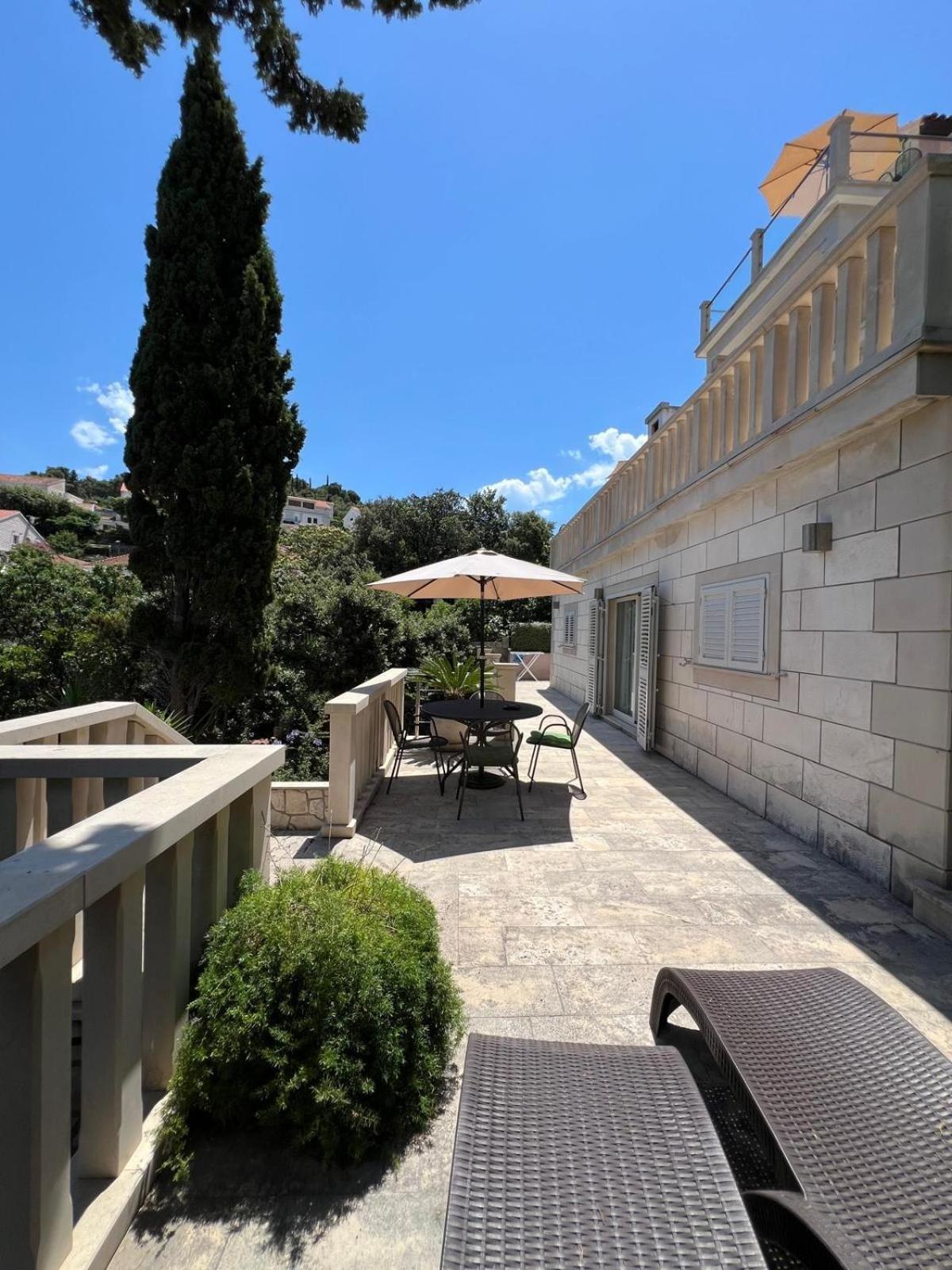 Villa Jade Apartments Front Row Sea View - Walk To Korcula Old Town Medvinjak Ngoại thất bức ảnh