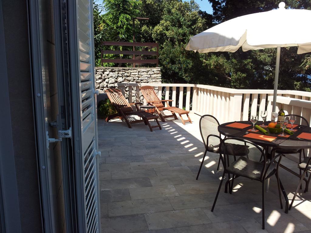 Villa Jade Apartments Front Row Sea View - Walk To Korcula Old Town Medvinjak Ngoại thất bức ảnh