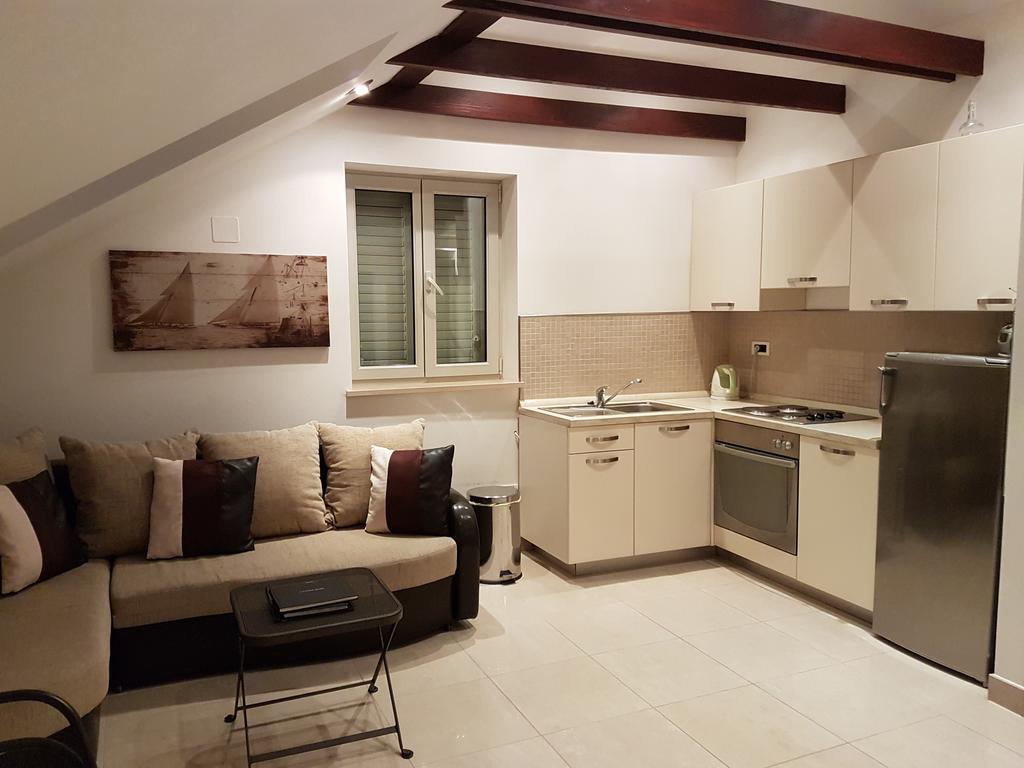 Villa Jade Apartments Front Row Sea View - Walk To Korcula Old Town Medvinjak Ngoại thất bức ảnh