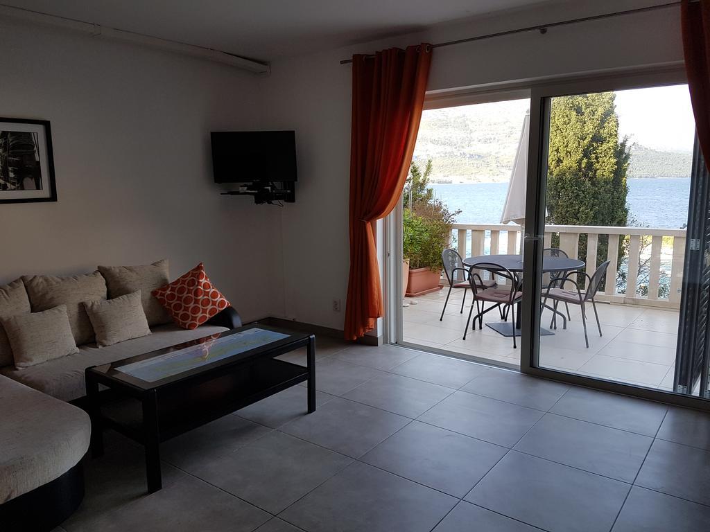 Villa Jade Apartments Front Row Sea View - Walk To Korcula Old Town Medvinjak Ngoại thất bức ảnh