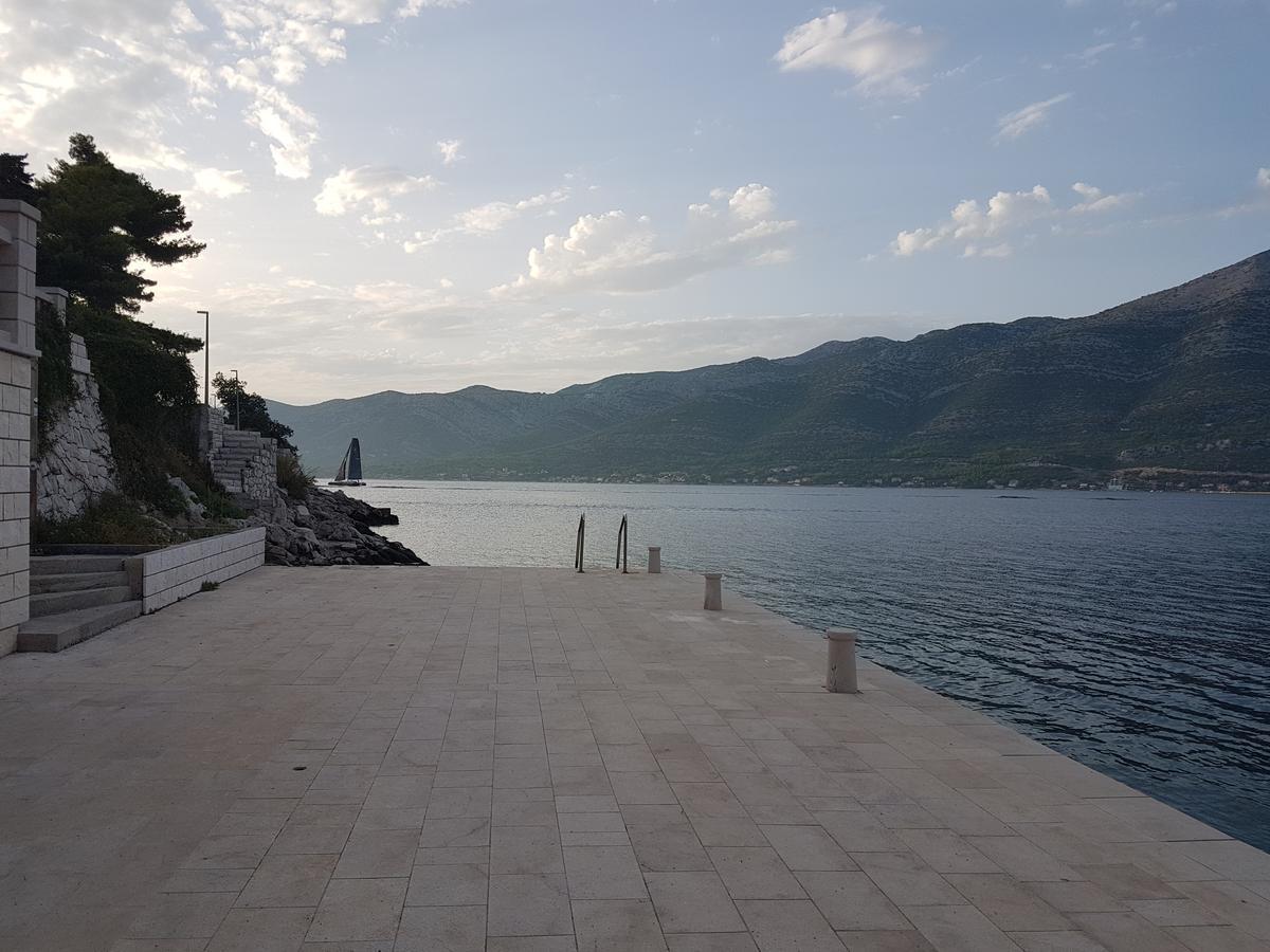 Villa Jade Apartments Front Row Sea View - Walk To Korcula Old Town Medvinjak Ngoại thất bức ảnh