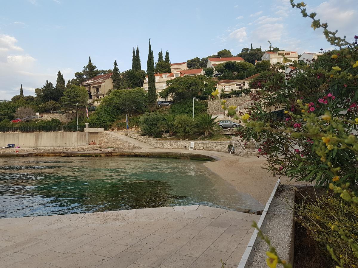 Villa Jade Apartments Front Row Sea View - Walk To Korcula Old Town Medvinjak Ngoại thất bức ảnh