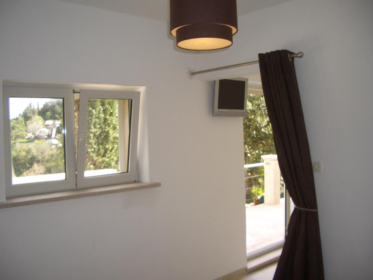 Villa Jade Apartments Front Row Sea View - Walk To Korcula Old Town Medvinjak Ngoại thất bức ảnh