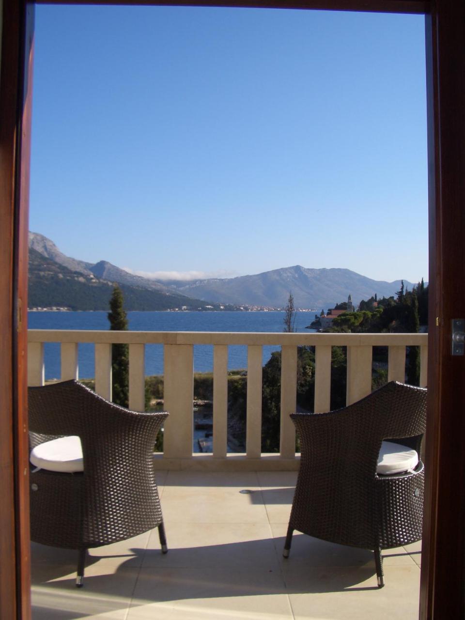 Villa Jade Apartments Front Row Sea View - Walk To Korcula Old Town Medvinjak Ngoại thất bức ảnh