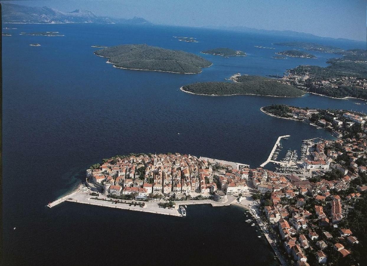 Villa Jade Apartments Front Row Sea View - Walk To Korcula Old Town Medvinjak Ngoại thất bức ảnh